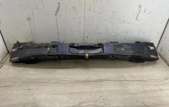 Mitsubishi Grandis Front bumper cross member