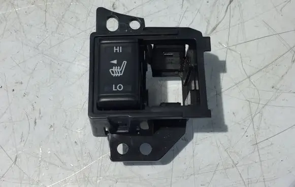 Nissan X-Trail T32 Seat heating switch 969U64CE2A