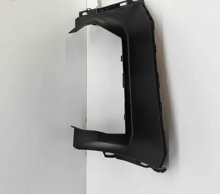 Dashboard lower bottom trim panel