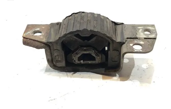 Fiat Grande Punto Engine mount bracket 071A2363