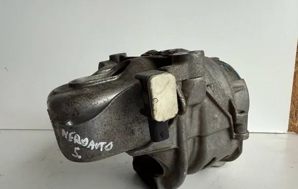 Engine mount bracket