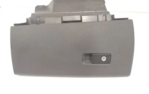 Volvo V70 Glove box 39891975 070924