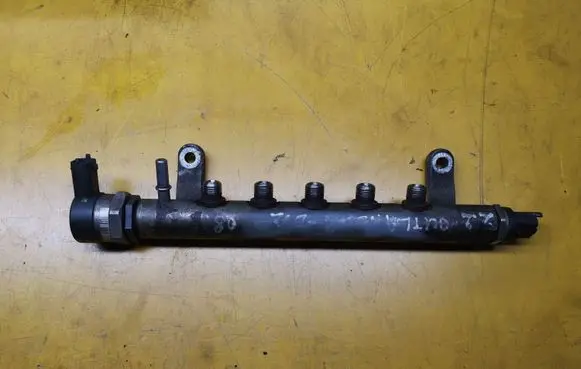 Mitsubishi Outlander Fuel main line pipe 9656917280 0281002919