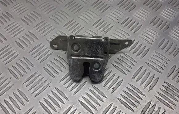 Mercedes-Benz A W168 Tailgate exterior lock A1667400336