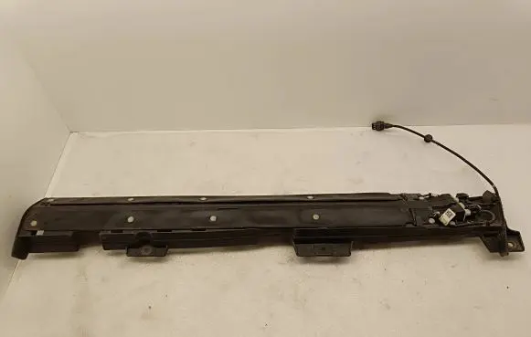 Chrysler Pacifica Sliding door trim 68228797AG 410061770120 8US000570161359