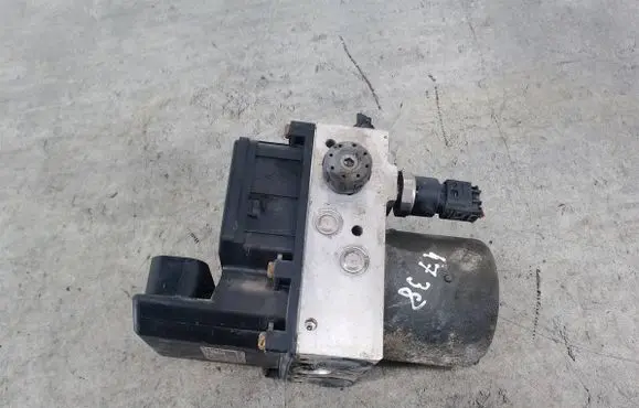 Volkswagen PASSAT B5.5 ABS Pump 4B0614517G