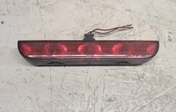 Audi A4 S4 B5 8D Third/center stoplight 0996400