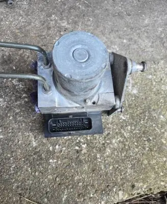 Mercedes-Benz Sprinter W906 ABS Pump A0074314612