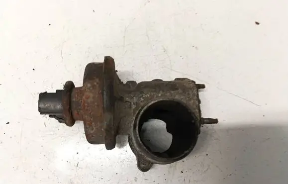 Ford Mondeo Mk III EGR valve 1c1aaa 1c1a-aa