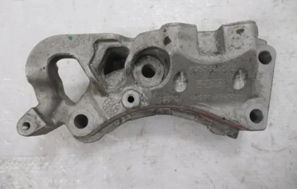 Ford Focus Engine mount bracket FM5Q-6030-AB