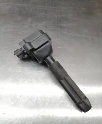 Mercedes-Benz C W203 High voltage ignition coil A0001501780