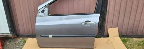 Renault Clio III Front door 131313