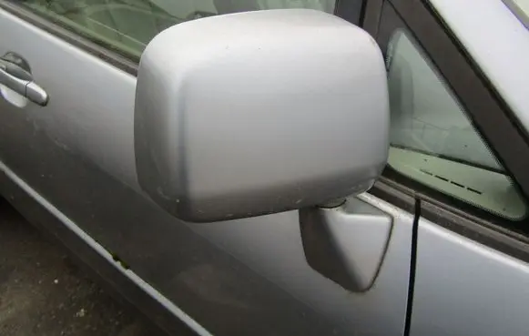 Cadillac SRX Manual wing mirror 