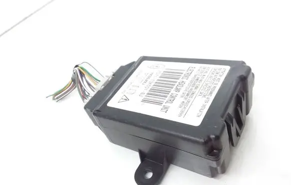 Ford Mondeo MK IV Light module LCM 7S7113K031BJ