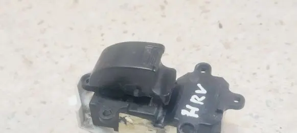 Honda HR-V Electric window control switch M18602