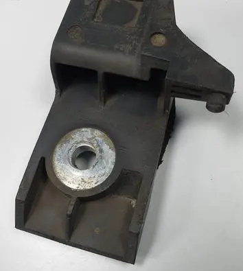 Mercedes-Benz A W169 Radiator mount bracket A1696200636