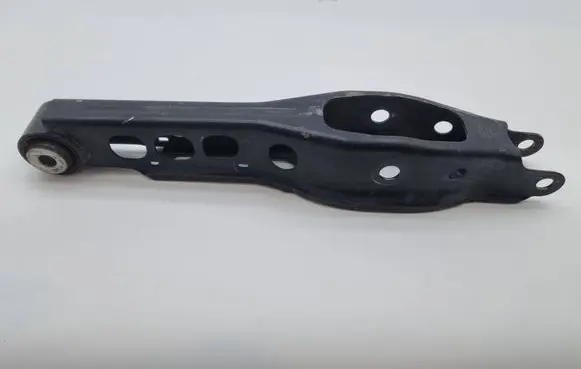 Jeep Grand Wagoneer Rear upper control arm/wishbone 711AC