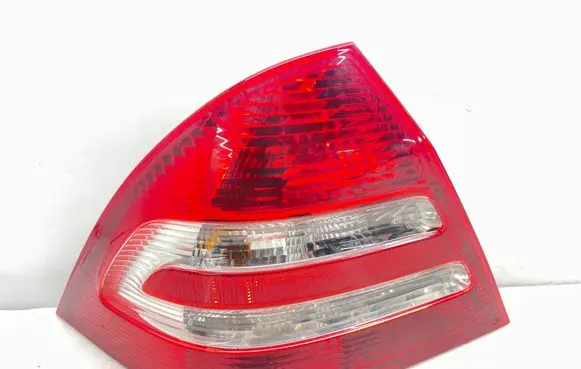 Mercedes-Benz C W203 Rear/tail lights 2038201964