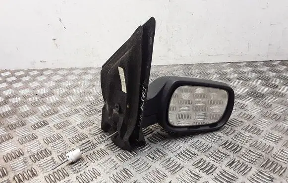 Ford Fiesta Front door electric wing mirror E11015782