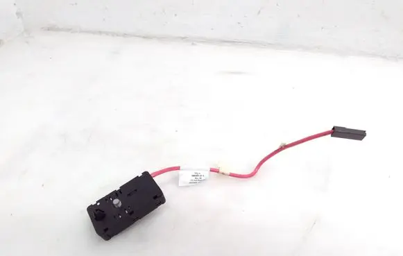 Tesla Model 3 Aerial antenna filter 168020900A