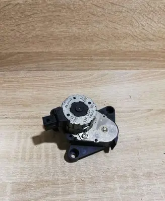 Mercedes-Benz A W168 Air flap motor/actuator 5399046150