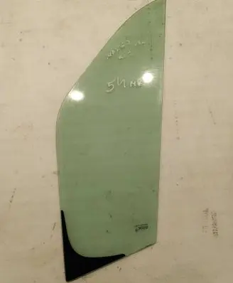 Renault Master III Front triangle window/glass AS2M3240DOT682 43R001582