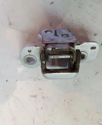 Citroen C5 Tailgate/trunk/boot hinge 9682254980