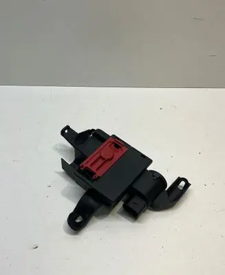 Audi Q7 4M Current control relay 4M0941823A 07072016 180090