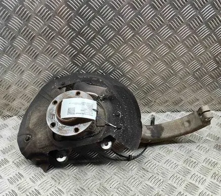 BMW X6 F16 Front wheel hub 6773783