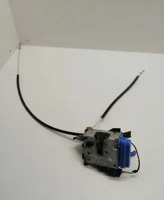 Audi A8 S8 D2 4D Rear door lock 4D0839016D
