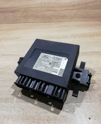 Ford Focus Comfort/convenience module 98ag15k600ed 5wk47220d
