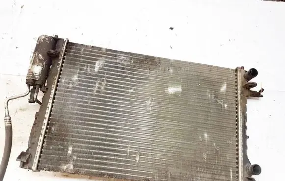 Renault Laguna I Coolant radiator