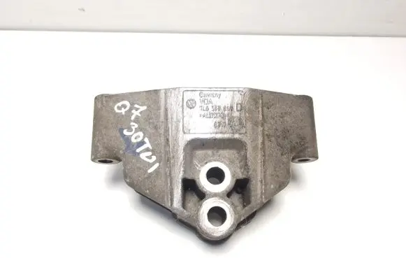 Audi Q7 4L Gearbox mounting bracket 7L6399649D