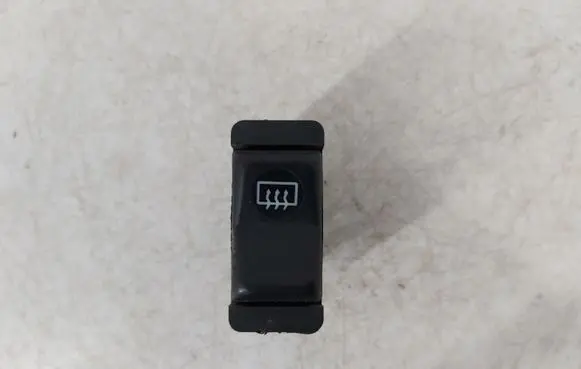 Mercedes-Benz W123 Windscreen/window heater switch 0008206110KZ