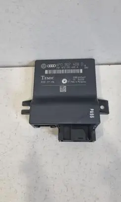 Audi A6 S6 C6 4F Gateway control module 4F0907468D