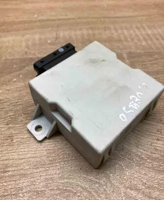 Toyota Corolla Verso E121 Window wiper relay 150696 120607F