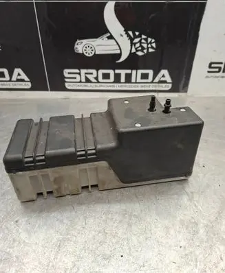 Mercedes-Benz S W220 Central locking vacuum pump 2208000948