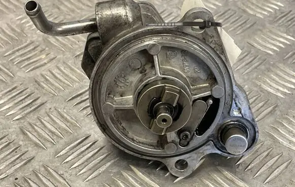 Toyota Yaris Vacuum pump VAPEC14S