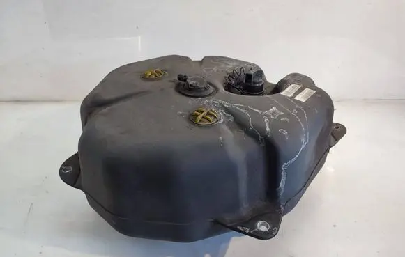 Mercedes-Benz E W212 AdBlue liquid reservoir A2124700200