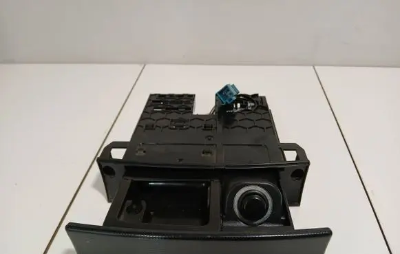Mercedes-Benz ML W164 Car ashtray A1648100030 A1648100130