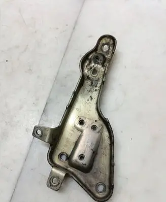 Mercedes-Benz E W212 Engine mounting bracket A6510901041