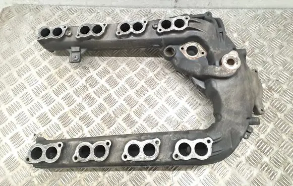 Ford F250 Intake manifold 1858259C1