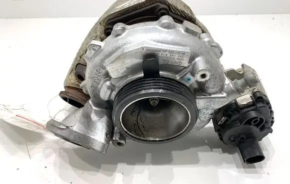 Audi A8 S8 D5 Turbo 059145873ER