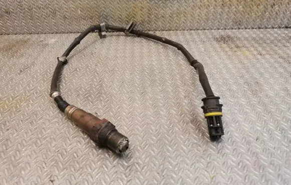 Mercedes-Benz C W203 Lambda probe sensor 0025400617