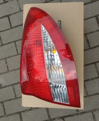 KIA Rio Rear/tail lights 92402FD020