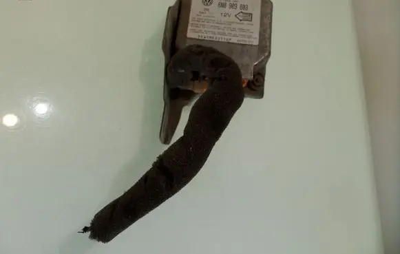 Airbag control unit/module