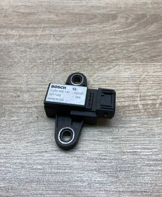 KIA Sorento Airbag deployment crash/impact sensor 95640M1200 0265005142
