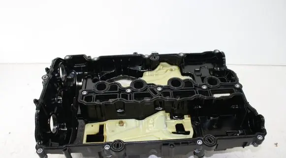 BMW X1 U11 Rocker cam cover 11121022607 1022607