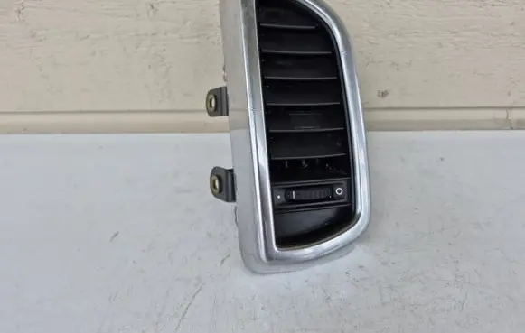 Porsche Cayenne (92A) Dashboard side air vent grill/cover trim 7P5819703A
