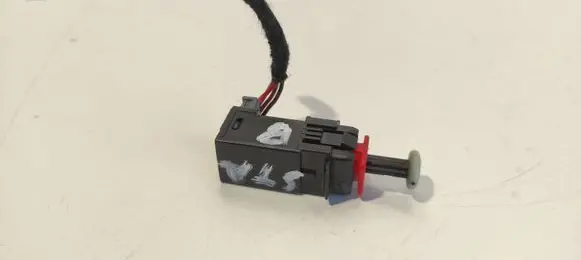 Opel Astra H Brake pedal sensor switch 55701395 869619858